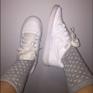 White Nike Air Force 1